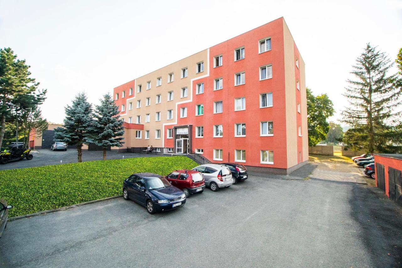 Garni Hotel Tachov Tachov  Exterior photo